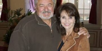 Unlike many celebrities, Boz Scaggs has kept his family life boz scaggs wife photos remarkably private. As a result, only a limited....